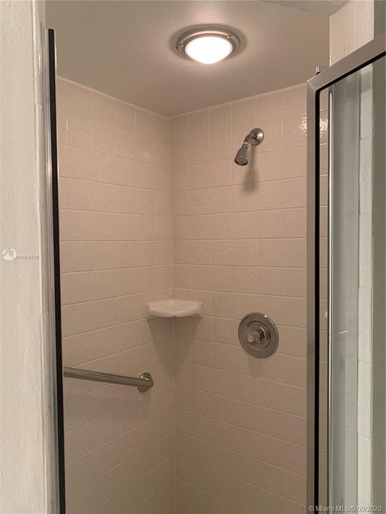 Recently Sold: $130,000 (2 beds, 2 baths, 934 Square Feet)