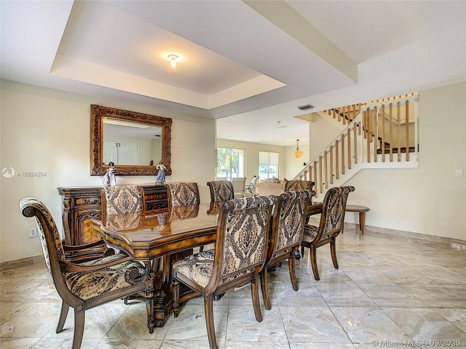 Recently Sold: $1,365,000 (4 beds, 3 baths, 2965 Square Feet)