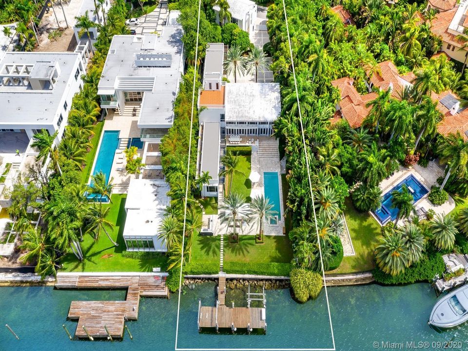 Vendido Recientemente: $11,700,000 (7 camas, 8 baños, 6995 Pies cuadrados)