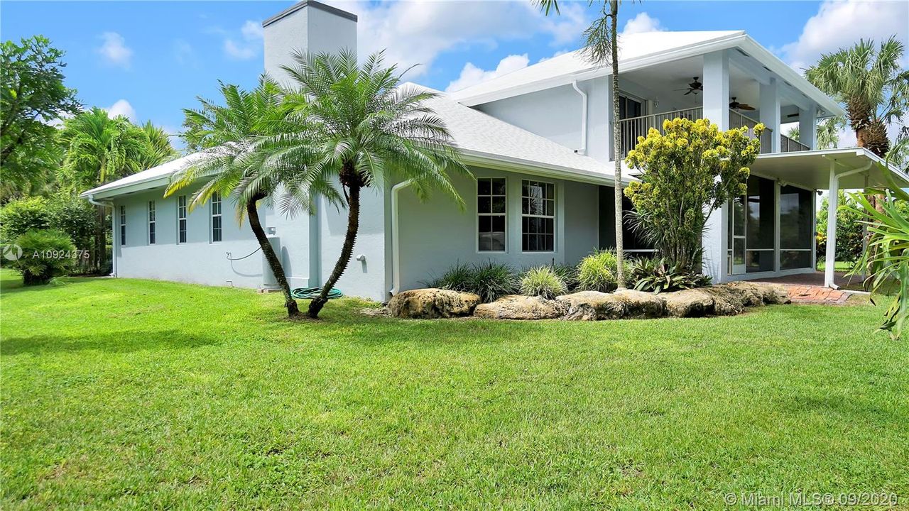 Vendido Recientemente: $575,000 (3 camas, 3 baños, 2653 Pies cuadrados)