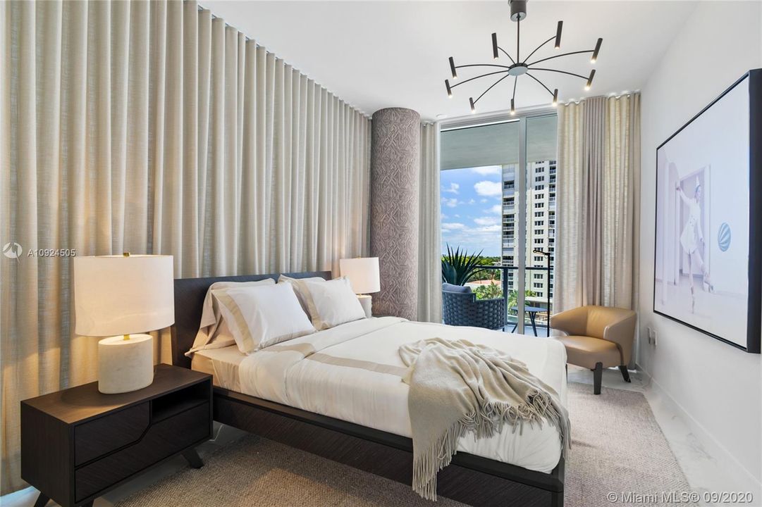Recently Sold: $3,900,000 (4 beds, 4 baths, 3365 Square Feet)