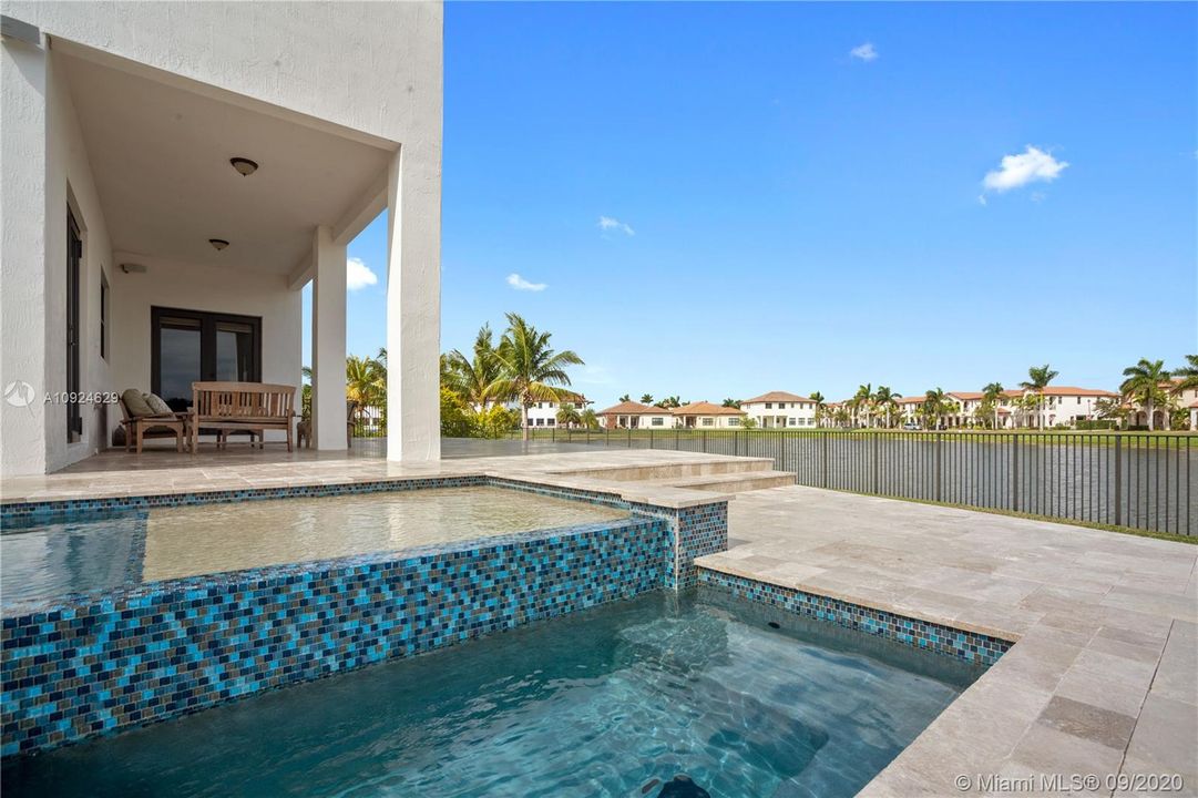 Recently Rented: $7,000 (5 beds, 5 baths, 4110 Square Feet)