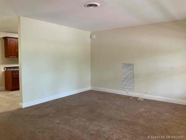 Recently Rented: $1,745 (3 beds, 2 baths, 1444 Square Feet)