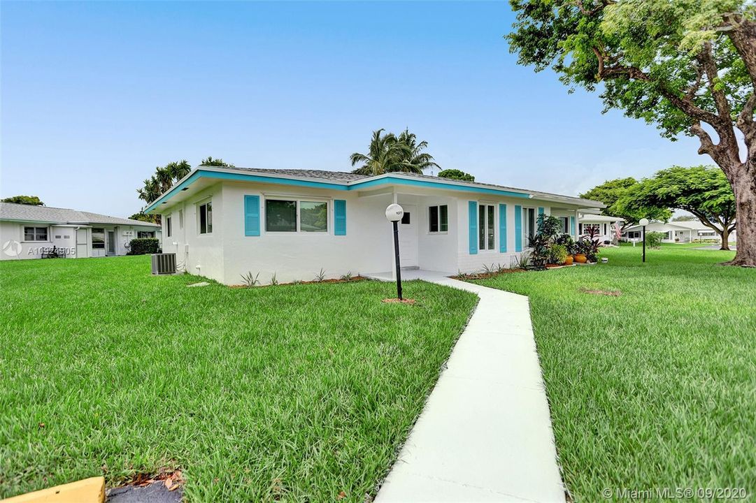 Recently Sold: $180,000 (2 beds, 2 baths, 1065 Square Feet)