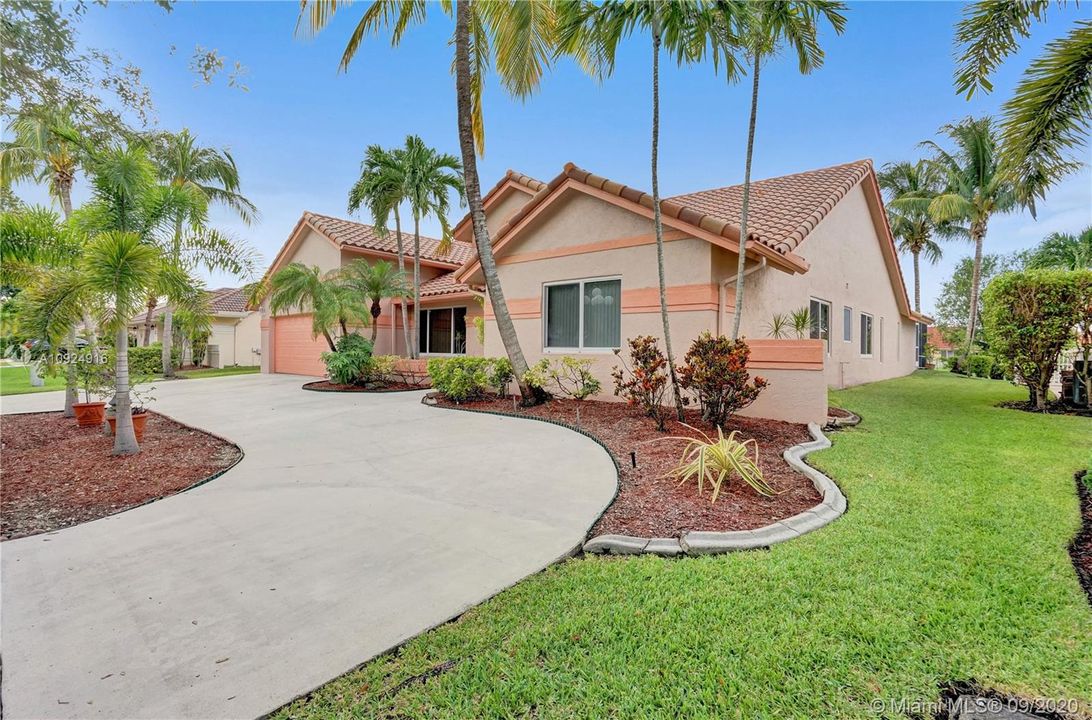 Vendido Recientemente: $589,000 (4 camas, 2 baños, 2839 Pies cuadrados)