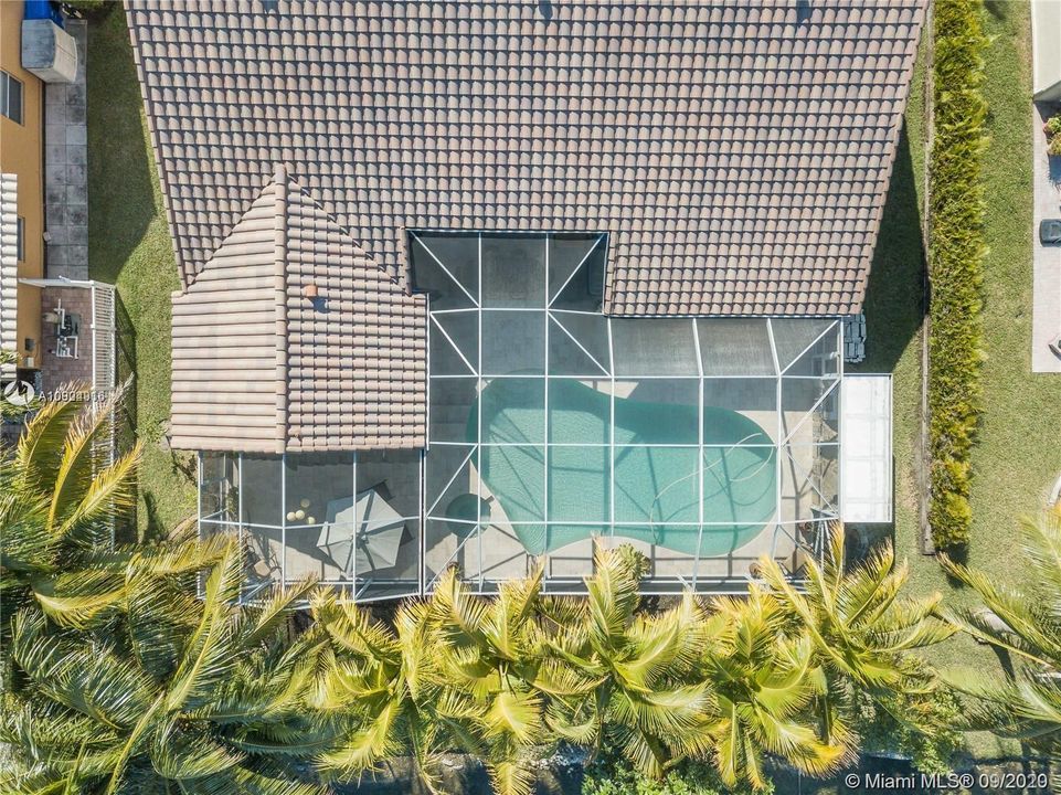 Vendido Recientemente: $589,000 (4 camas, 2 baños, 2839 Pies cuadrados)