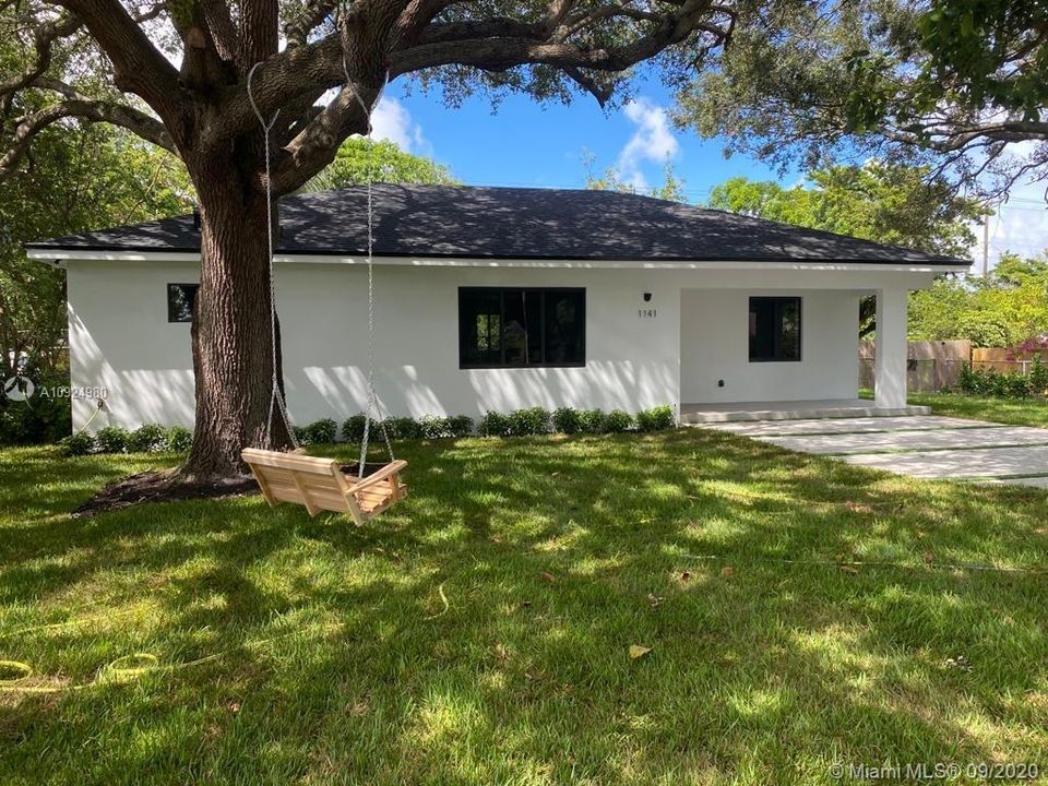 Recently Sold: $475,000 (3 beds, 2 baths, 1534 Square Feet)