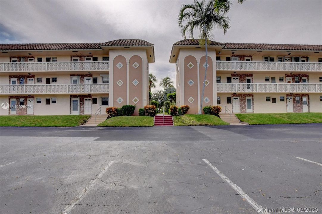 Vendido Recientemente: $139,900 (2 camas, 1 baños, 938 Pies cuadrados)