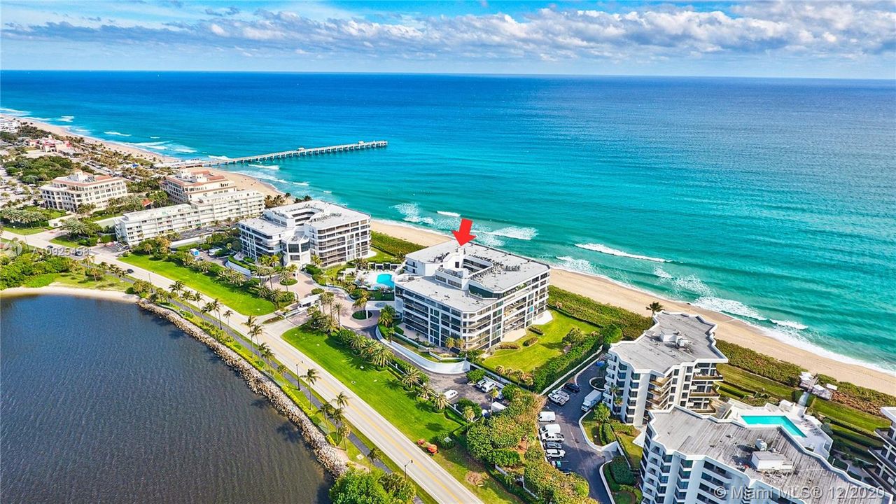 Recently Sold: $2,099,000 (2 beds, 2 baths, 2244 Square Feet)