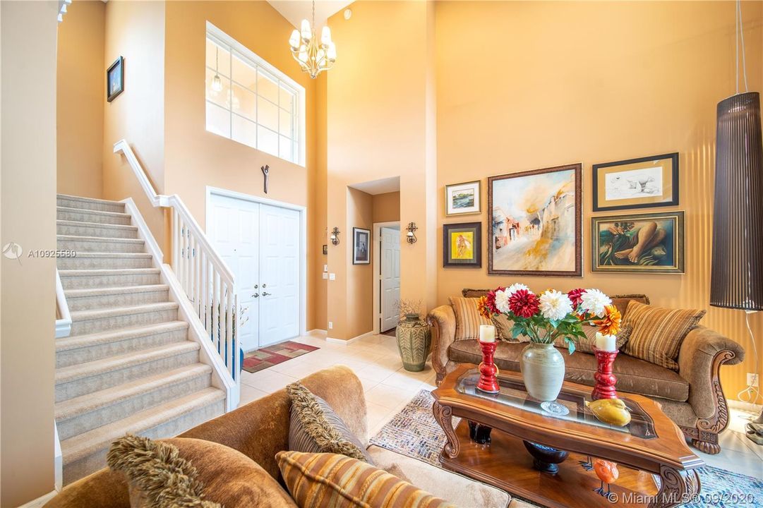 Recently Sold: $535,000 (5 beds, 3 baths, 2742 Square Feet)