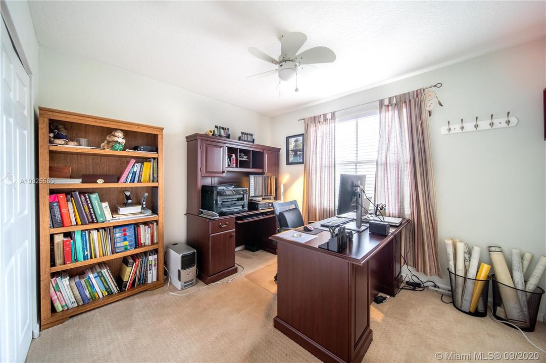 Recently Sold: $535,000 (5 beds, 3 baths, 2742 Square Feet)