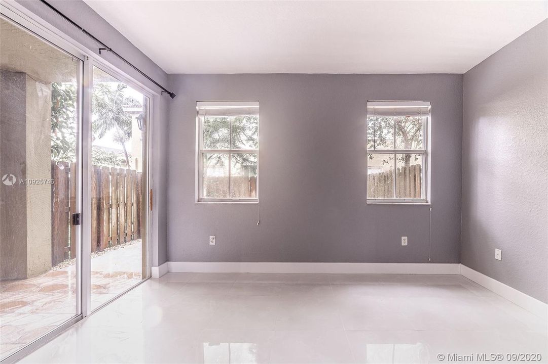 Recently Sold: $247,000 (3 beds, 2 baths, 1732 Square Feet)