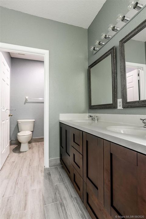 Recently Sold: $247,000 (3 beds, 2 baths, 1732 Square Feet)
