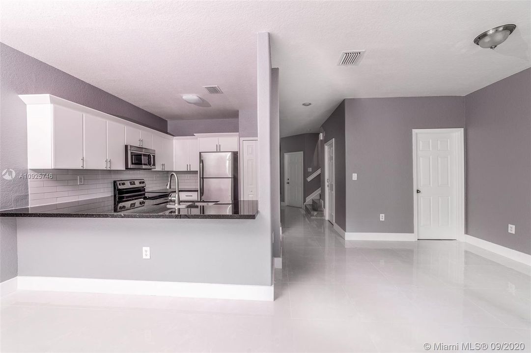 Recently Sold: $247,000 (3 beds, 2 baths, 1732 Square Feet)