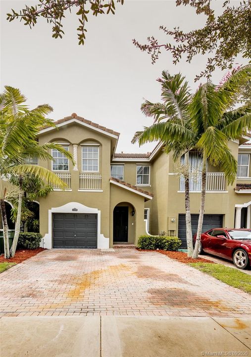 Recently Sold: $247,000 (3 beds, 2 baths, 1732 Square Feet)