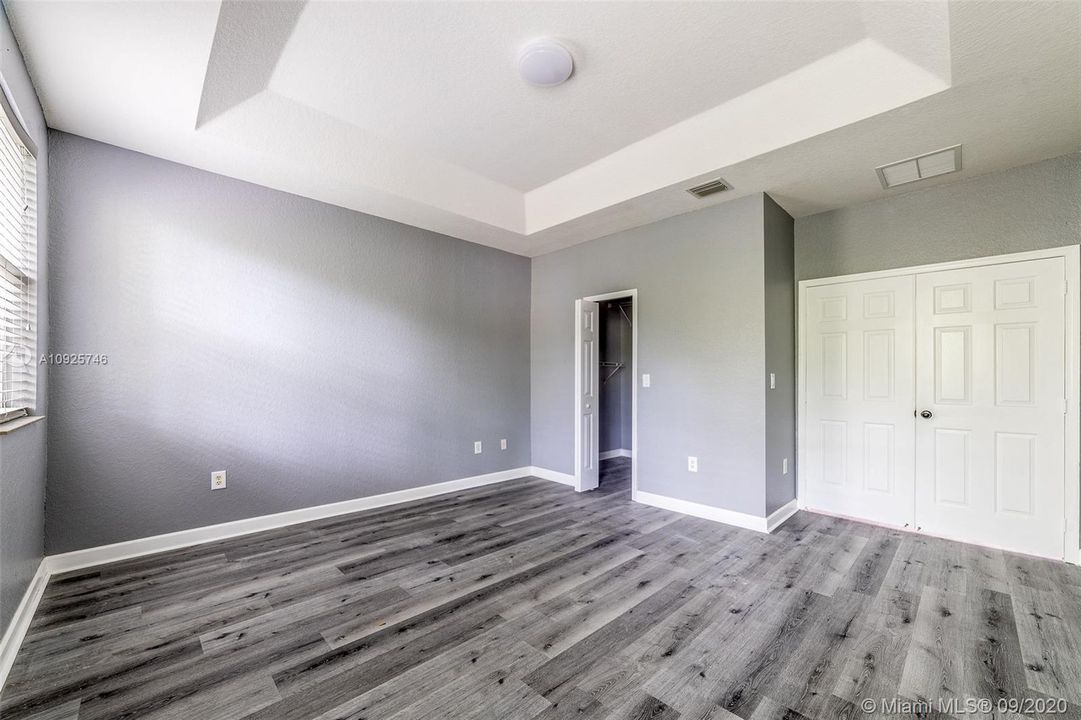 Recently Sold: $247,000 (3 beds, 2 baths, 1732 Square Feet)