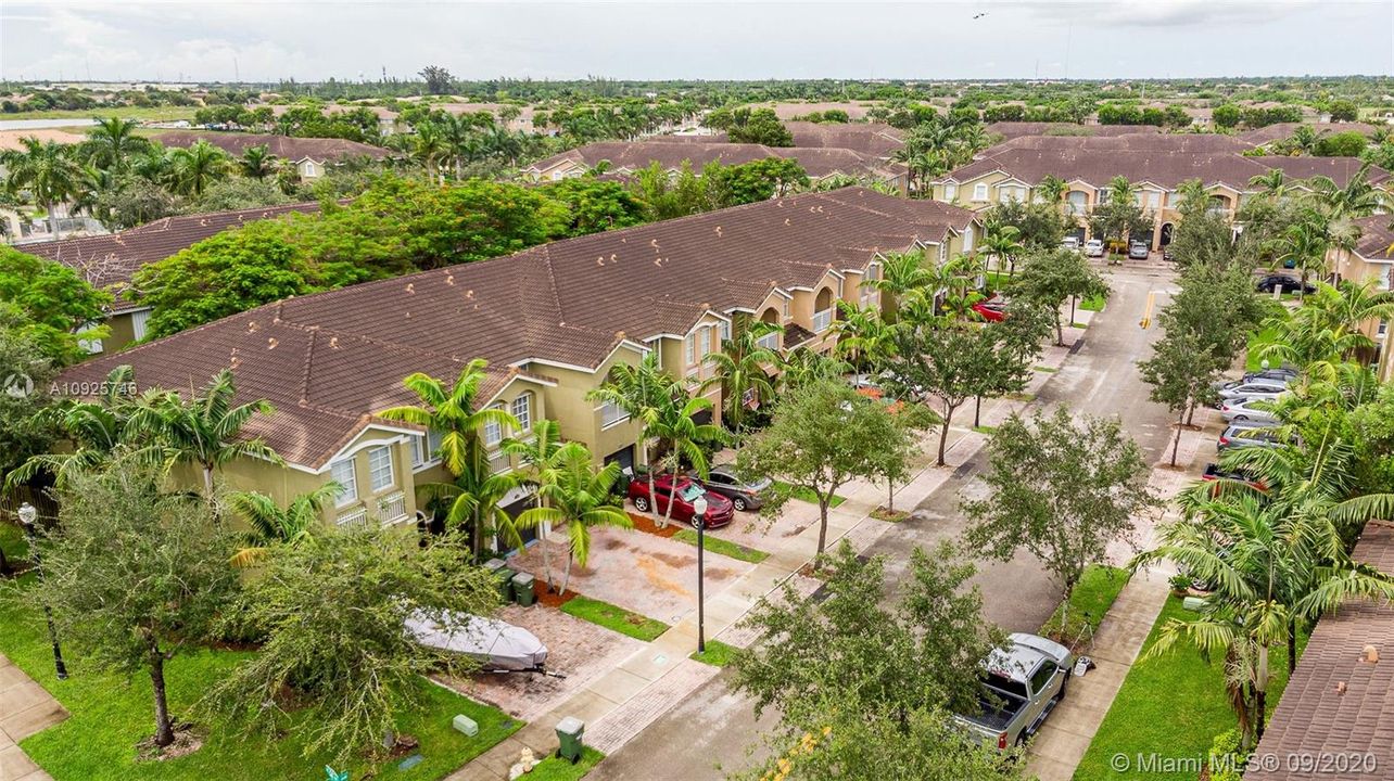 Recently Sold: $247,000 (3 beds, 2 baths, 1732 Square Feet)