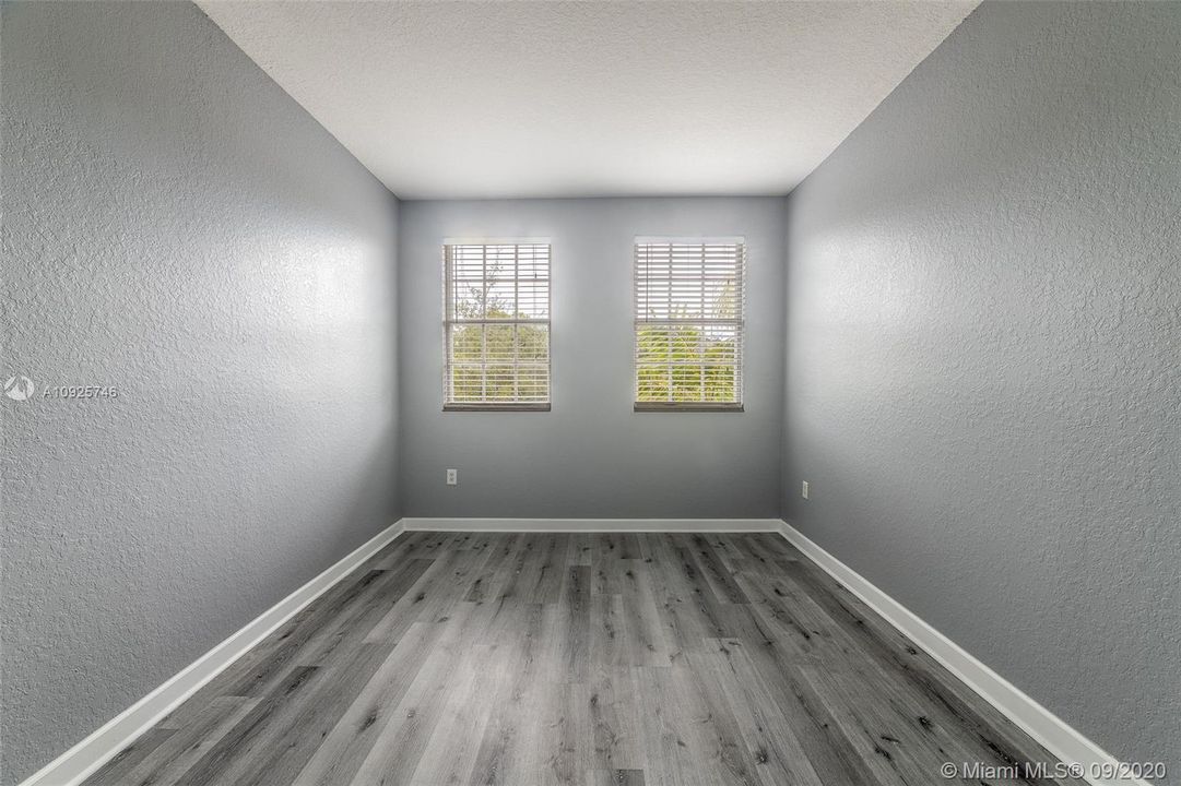 Recently Sold: $247,000 (3 beds, 2 baths, 1732 Square Feet)