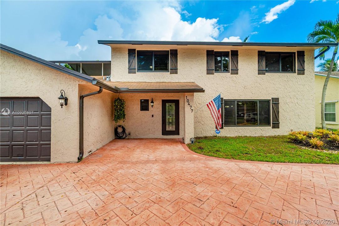 Недавно продано: $605,000 (5 спален, 2 ванн, 2748 Квадратных фут)