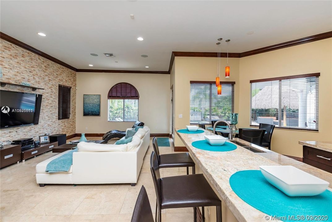 Recently Rented: $5,500 (5 beds, 4 baths, 3143 Square Feet)