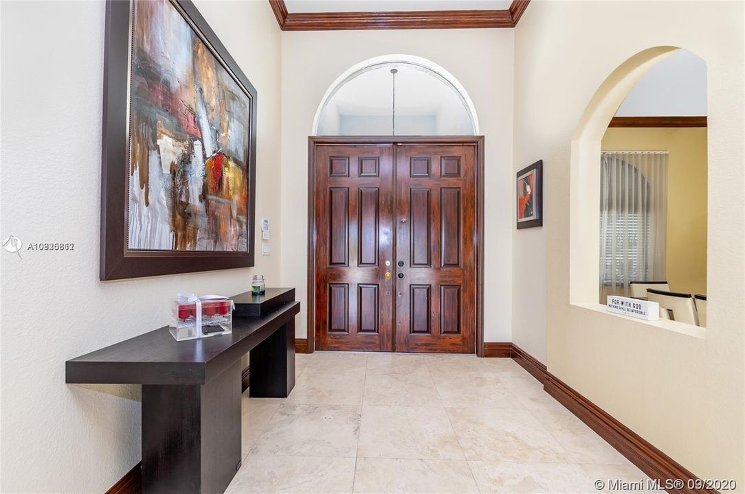 Recently Rented: $5,500 (5 beds, 4 baths, 3143 Square Feet)