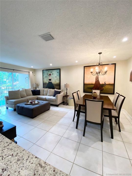 Recently Sold: $249,000 (3 beds, 2 baths, 1120 Square Feet)