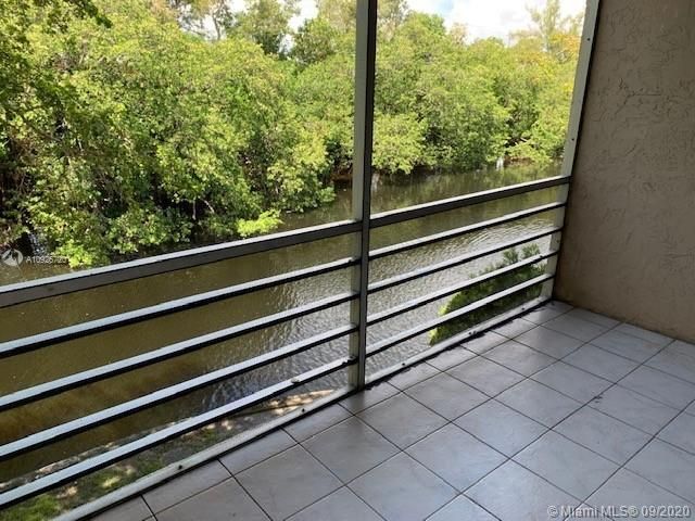 Vendido Recientemente: $138,000 (2 camas, 2 baños, 870 Pies cuadrados)