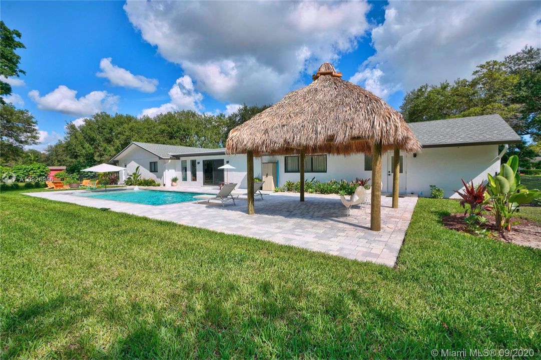 new tiki hut & new pool