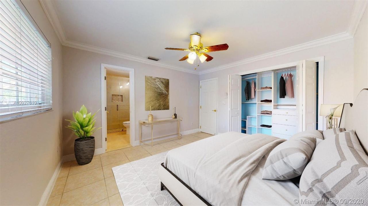 Recently Sold: $1,675,000 (7 beds, 6 baths, 5626 Square Feet)