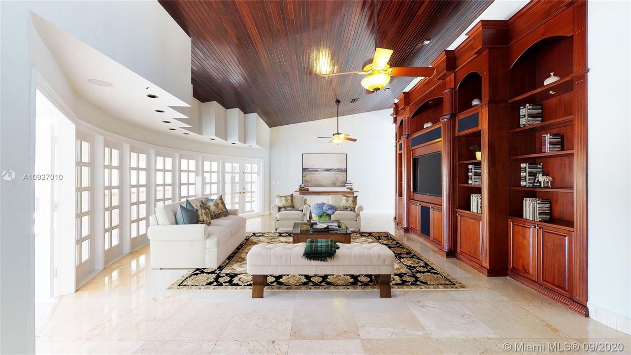 Recently Sold: $1,675,000 (7 beds, 6 baths, 5626 Square Feet)