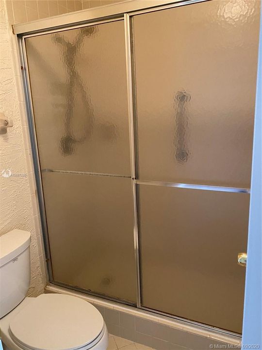 Recently Sold: $143,000 (2 beds, 2 baths, 1020 Square Feet)