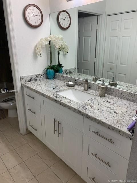 Recently Sold: $250,000 (3 beds, 2 baths, 1107 Square Feet)