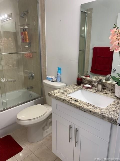 Recently Sold: $250,000 (3 beds, 2 baths, 1107 Square Feet)