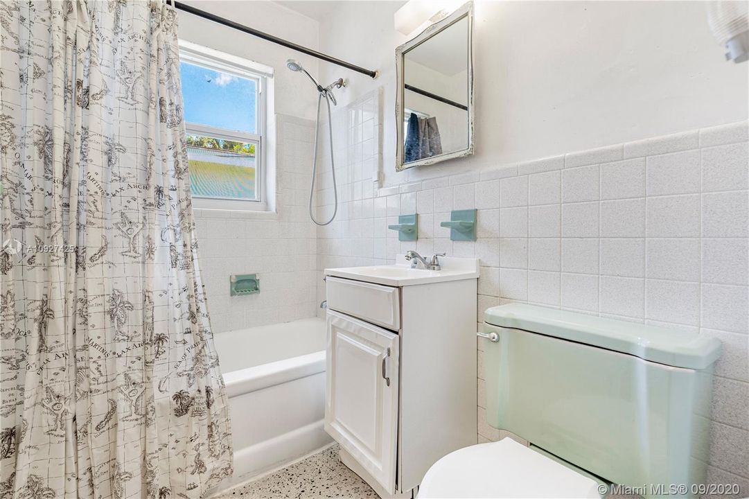 Недавно продано: $225,000 (3 спален, 2 ванн, 1551 Квадратных фут)