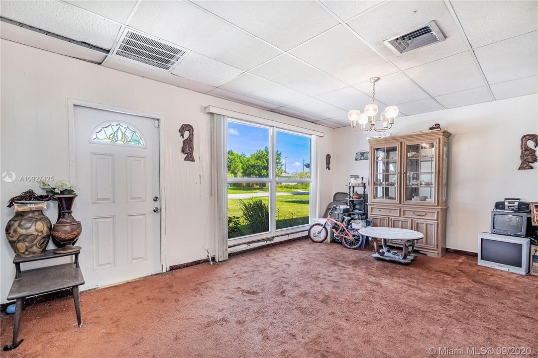 Недавно продано: $225,000 (3 спален, 2 ванн, 1551 Квадратных фут)