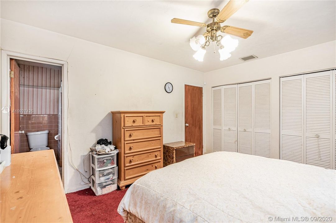 Недавно продано: $225,000 (3 спален, 2 ванн, 1551 Квадратных фут)