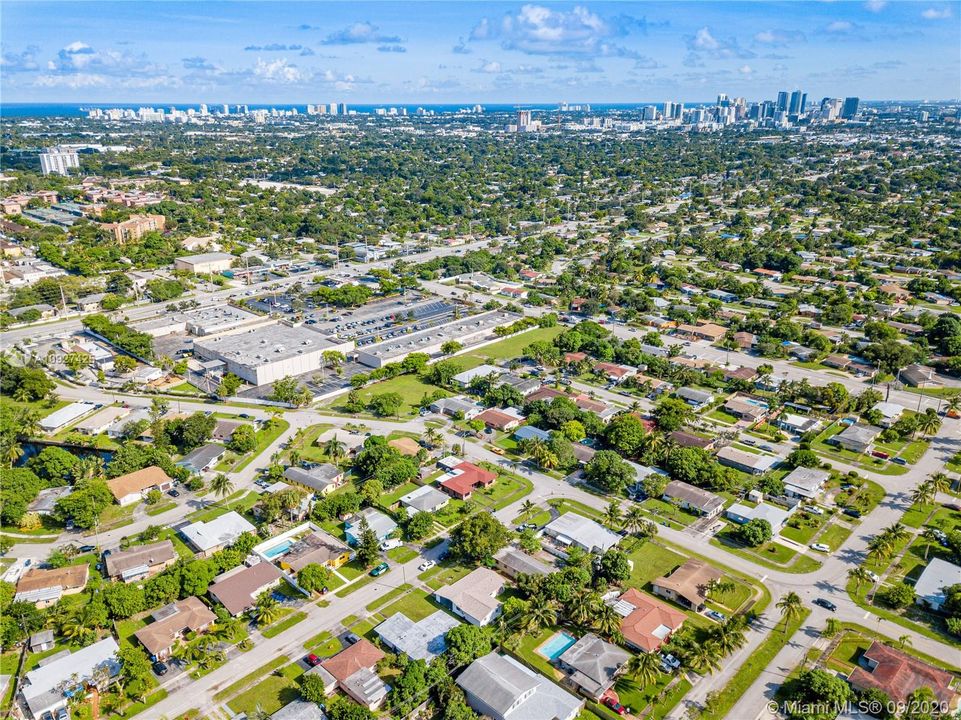 Недавно продано: $225,000 (3 спален, 2 ванн, 1551 Квадратных фут)