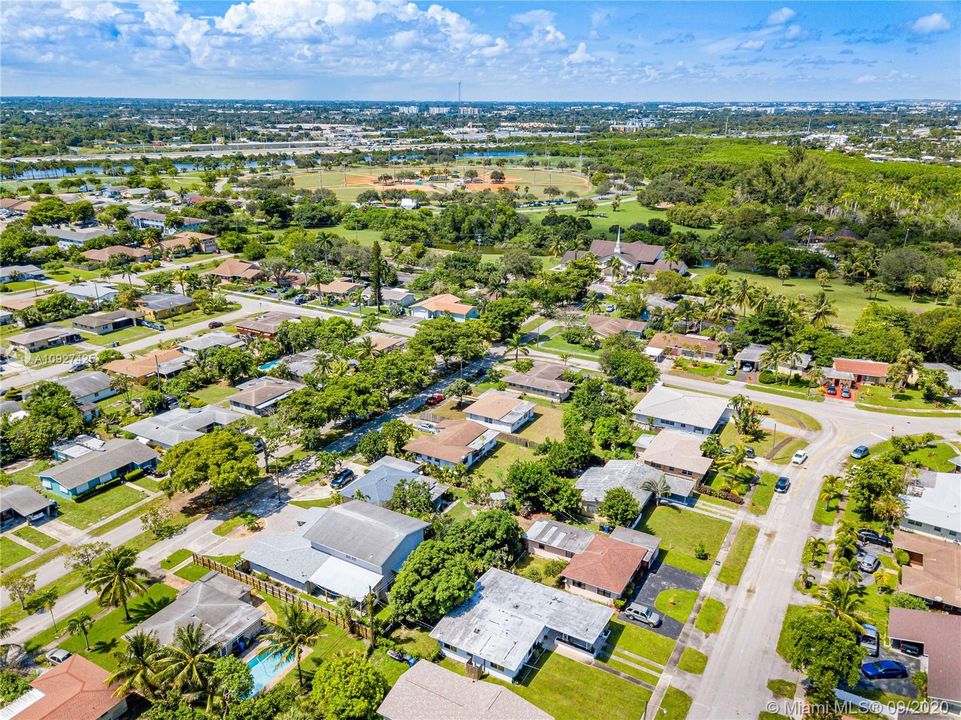 Недавно продано: $225,000 (3 спален, 2 ванн, 1551 Квадратных фут)