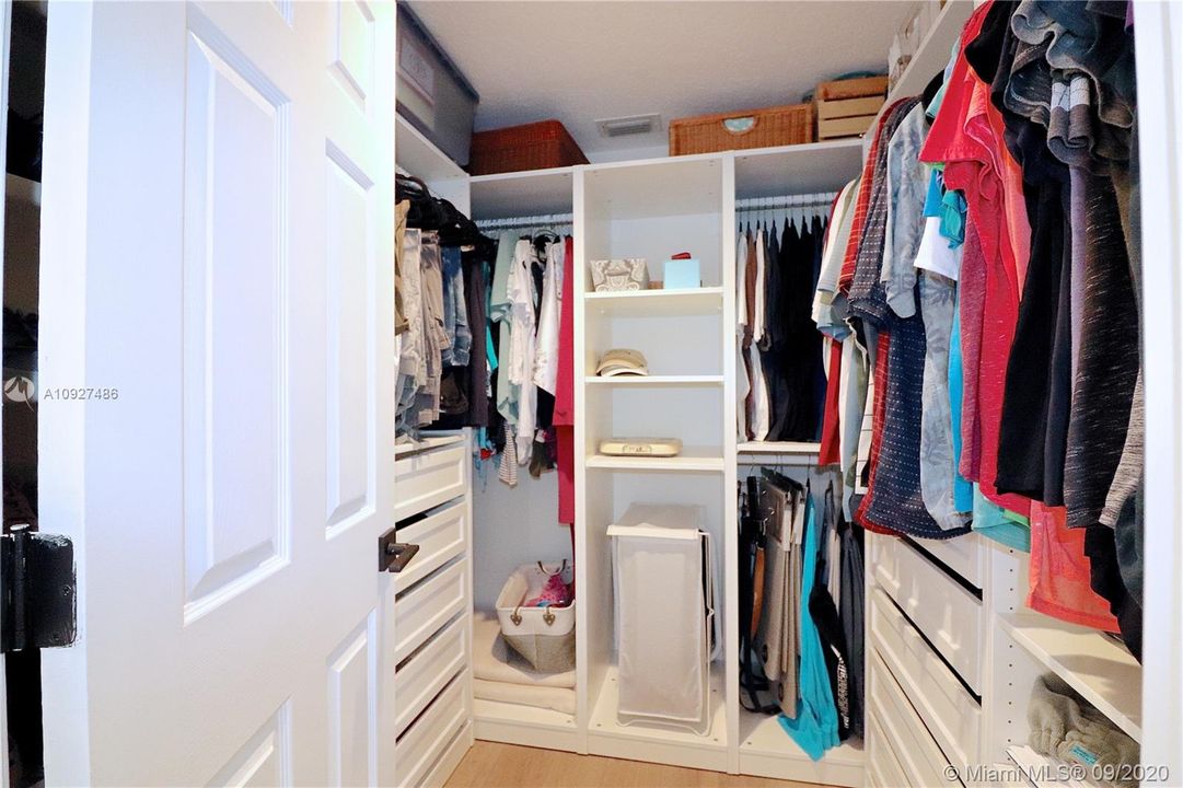 Maste suite closets - custom built ins