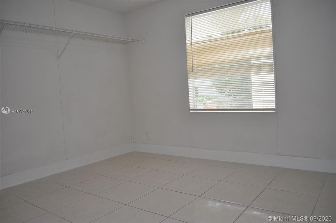 Recently Sold: $143,500 (3 beds, 2 baths, 1170 Square Feet)