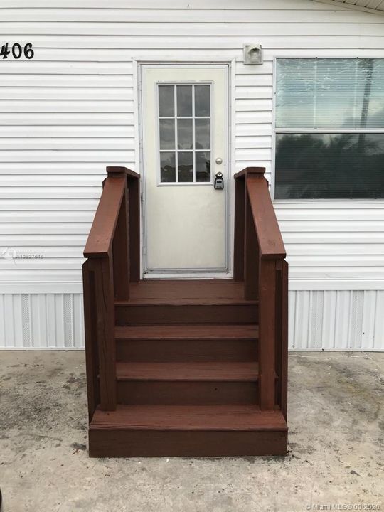 Recently Sold: $143,500 (3 beds, 2 baths, 1170 Square Feet)