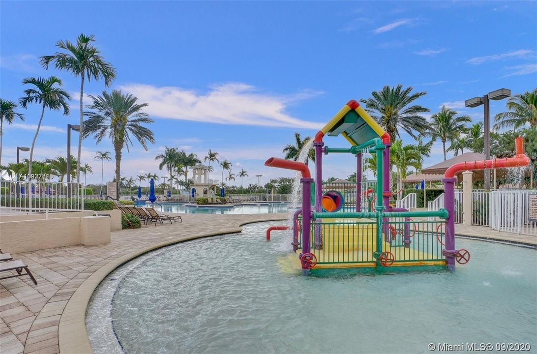 Kid's pool.