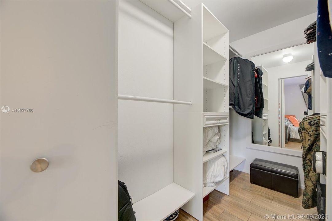 Vendido Recientemente: $160,000 (2 camas, 2 baños, 1160 Pies cuadrados)