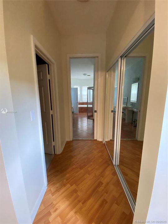 Недавно арендовано: $4,300 (4 спален, 3 ванн, 2829 Квадратных фут)