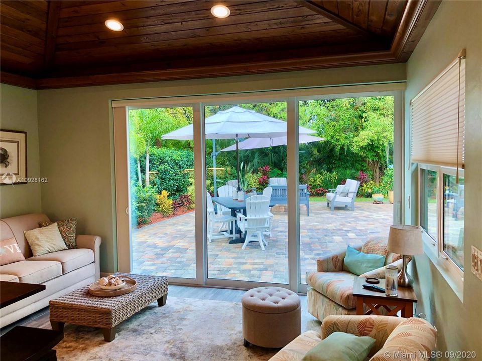 Vendido Recientemente: $269,900 (0.11 acres)