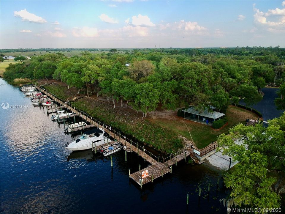 Vendido Recientemente: $269,900 (0.11 acres)