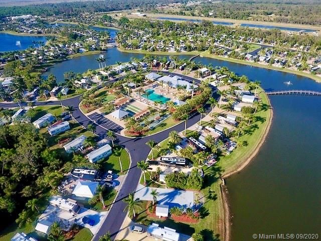 Vendido Recientemente: $269,900 (0.11 acres)