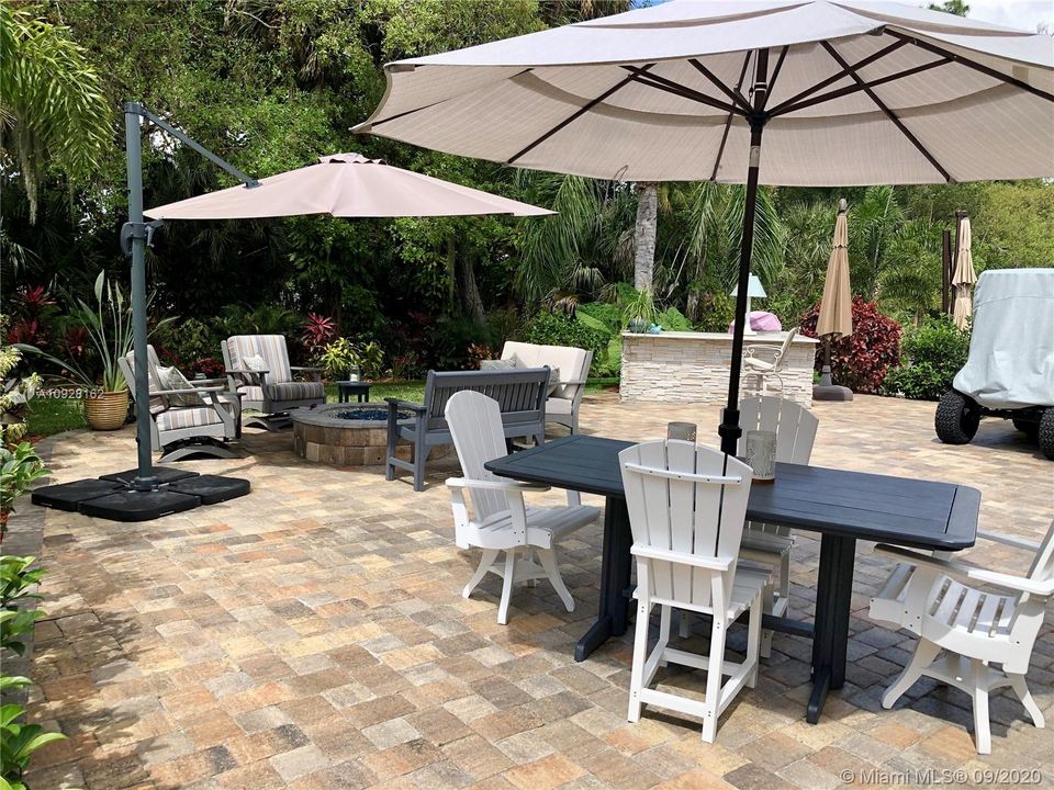 Vendido Recientemente: $269,900 (0.11 acres)