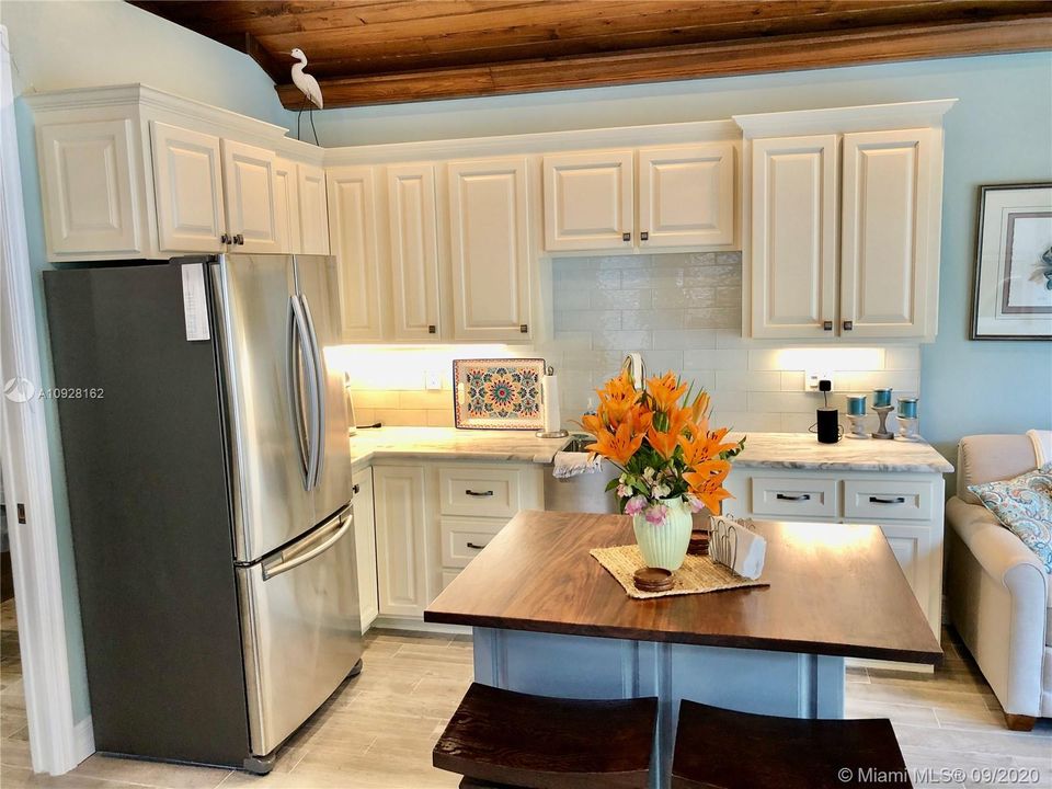 Vendido Recientemente: $269,900 (0.11 acres)