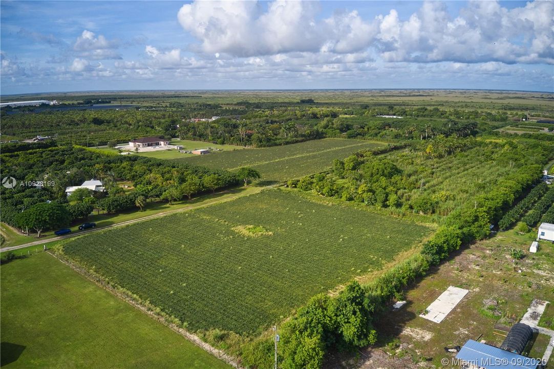 Vendido Recientemente: $275,000 (2.50 acres)